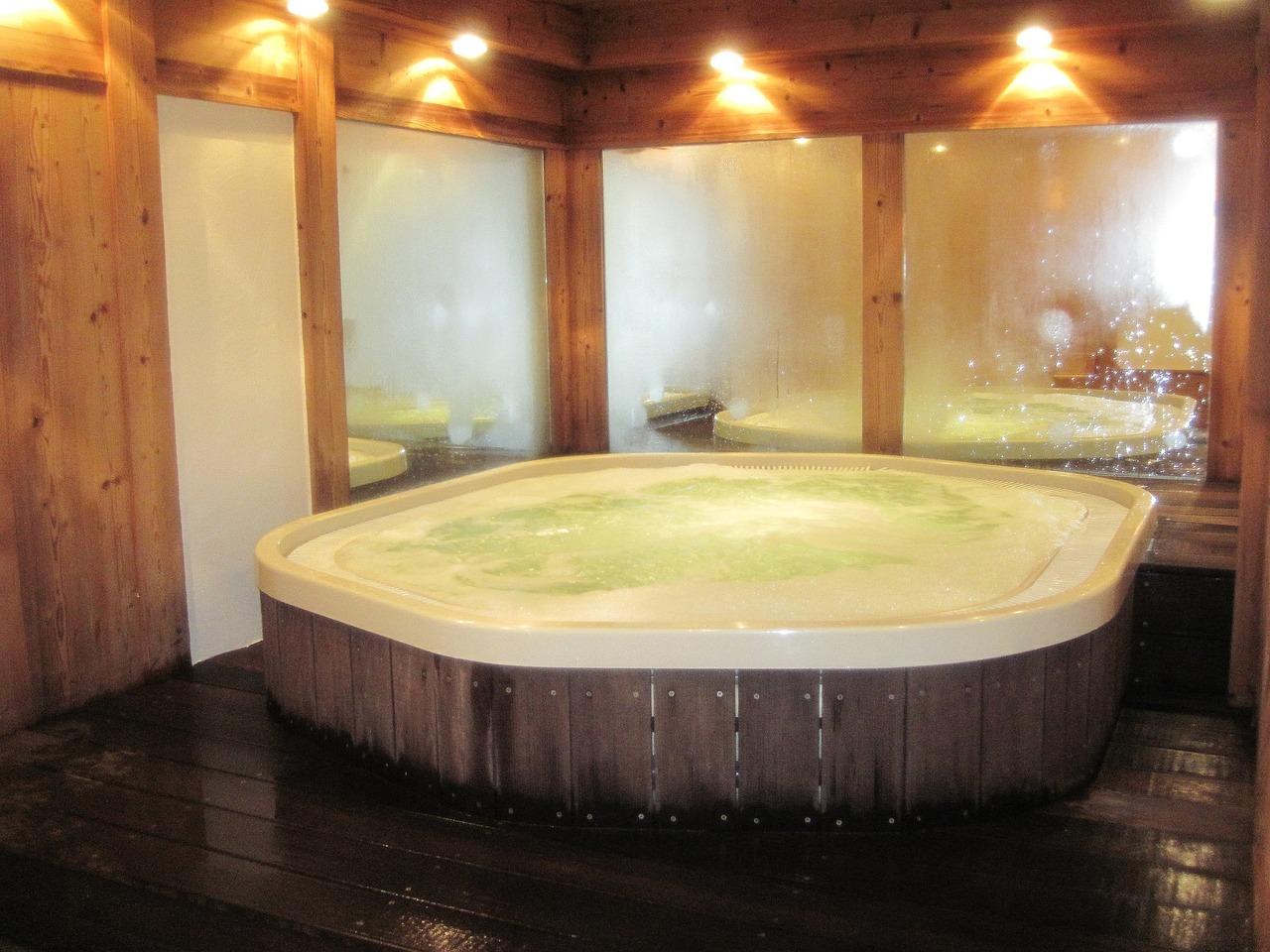 Jacuzzi Hydrotherapy  | Mount Heaven Spa